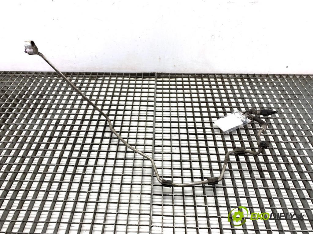 VW GOLF PLUS V liftback 2008 77 kW 1.9 TDI 1896 rúrka klimatizácie 1K0820741BD (Rúrka klimatizácie)