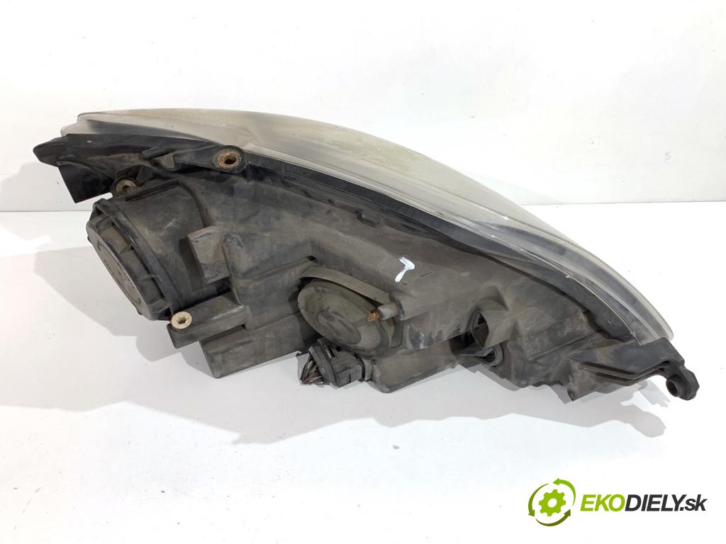 VW GOLF PLUS V liftback 2008 77 kW 1.9 TDI 1896 světlomet levý přední část