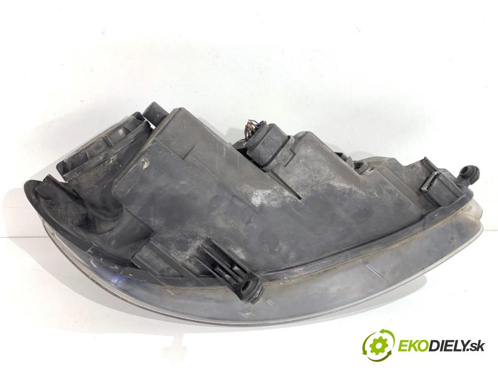 VW GOLF PLUS V liftback 2008 77 kW 1.9 TDI 1896 světlomet levý přední část