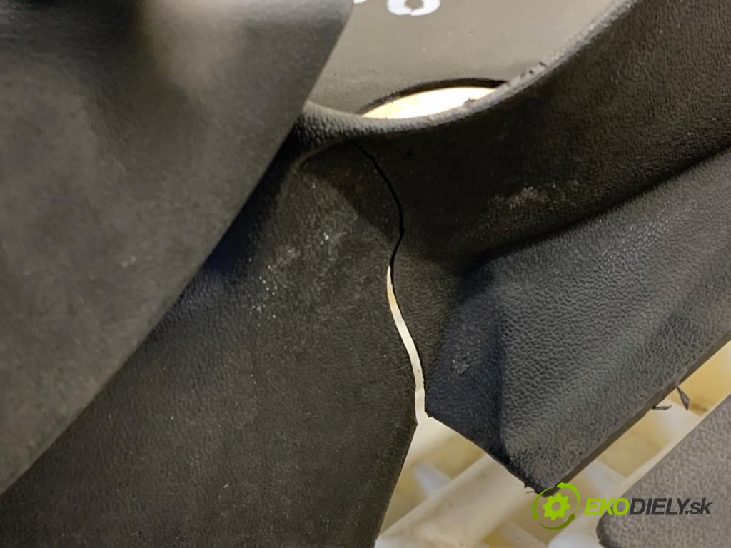 VW GOLF PLUS V liftback 2008 77 kW 1.9 TDI 1896 Torpédo, plast pod čelné okno 5M0819403B (Torpédo (plast pod čelným sklom))