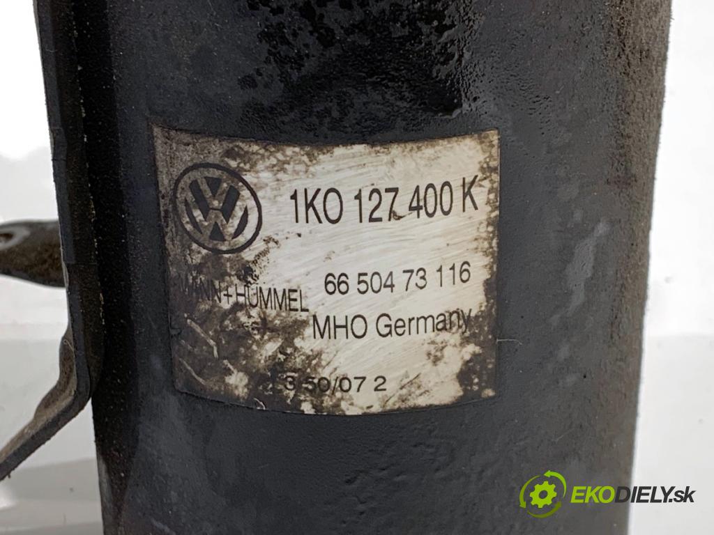 VW GOLF PLUS V liftback 2008 77 kW 1.9 TDI 1896 Obal filtra paliva 1K0127400K (Obal palivového filtra)