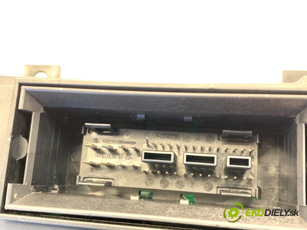 VW GOLF PLUS V liftback 2008 77 kW 1.9 TDI 1896 Prístrojovka 1K0920874B (Prístrojová doska)