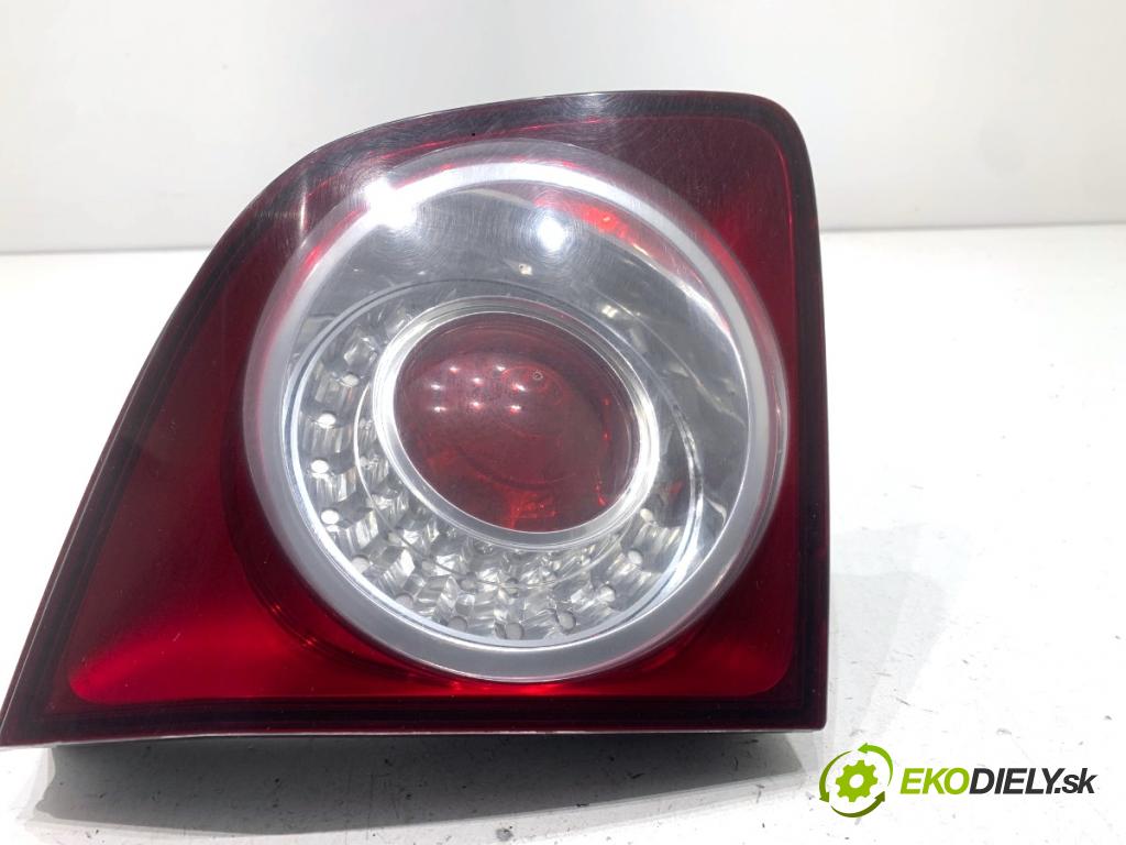 VW GOLF PLUS V liftback 2008 77 kW 1.9 TDI 1896 Svetlo zad ľavá strana vnútorná 5M0945093J (Kľučka dverí ostatné)