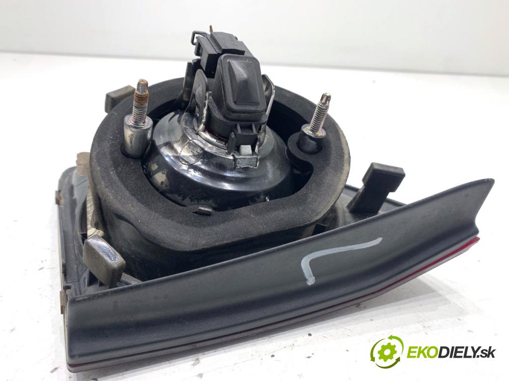 VW GOLF PLUS V liftback 2008 77 kW 1.9 TDI 1896 Svetlo zad ľavá strana vnútorná 5M0945093J (Kľučka dverí ostatné)