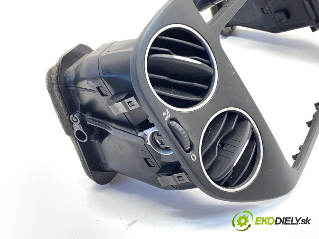 VW GOLF PLUS V liftback 2008 77 kW 1.9 TDI 1896 mří topení přední část