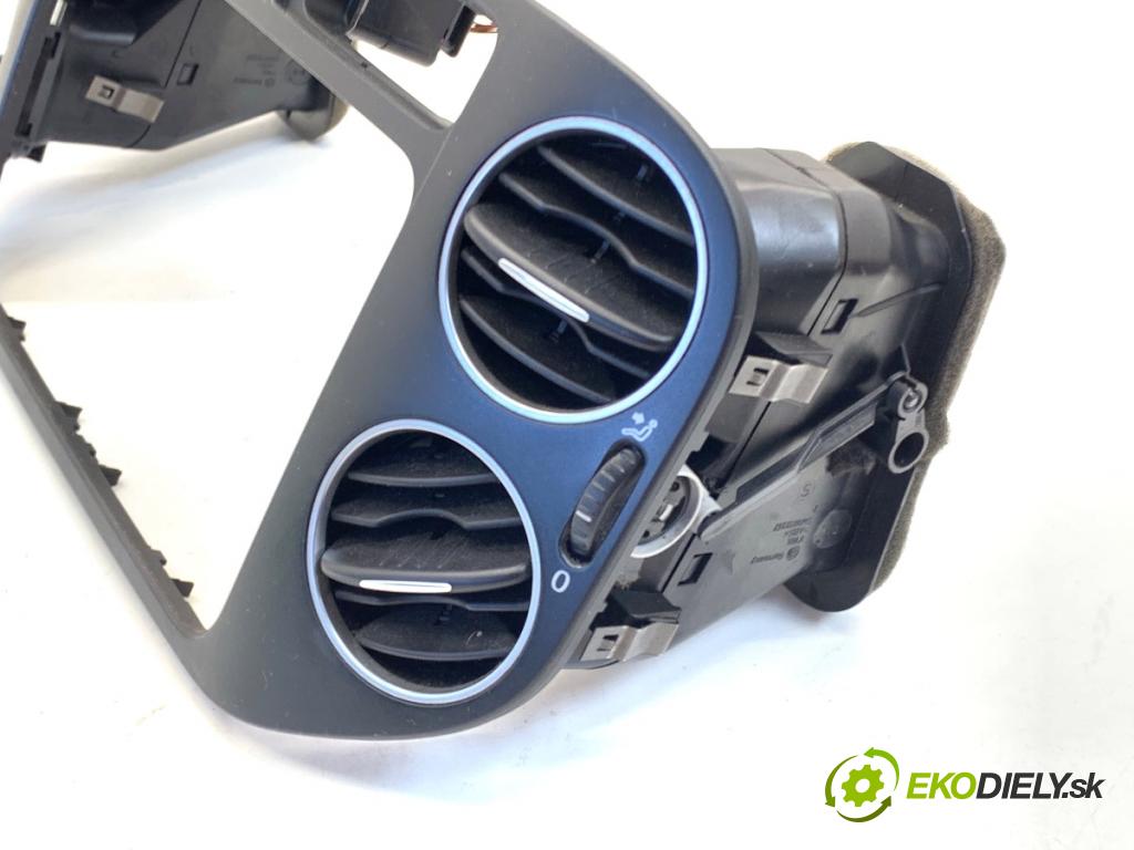 VW GOLF PLUS V liftback 2008 77 kW 1.9 TDI 1896 mří topení přední část