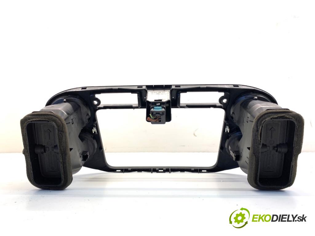 VW GOLF PLUS V liftback 2008 77 kW 1.9 TDI 1896 mří topení přední část