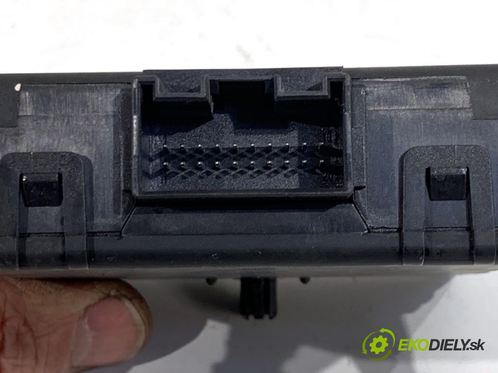 VW GOLF PLUS V liftback 2008 77 kW 1.9 TDI 1896 Modul GATEWAY 1K0907530L