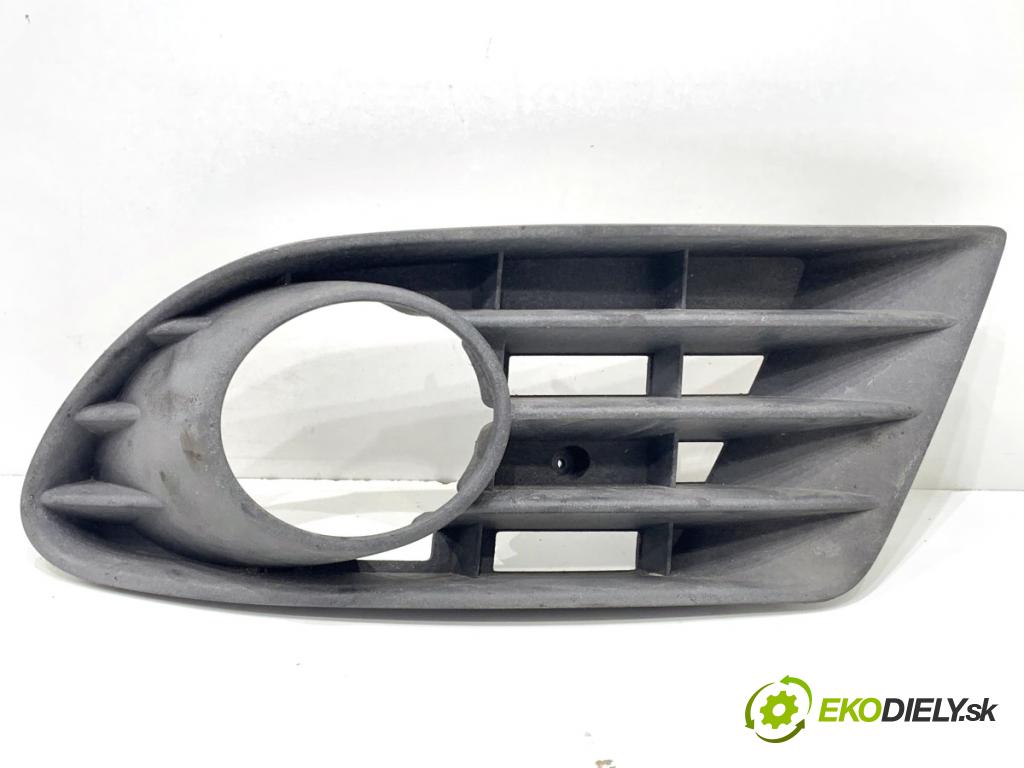 VW GOLF PLUS V liftback 2008 77 kW 1.9 TDI 1896 Mriežky nárazníka pravy predný 5M0853666B