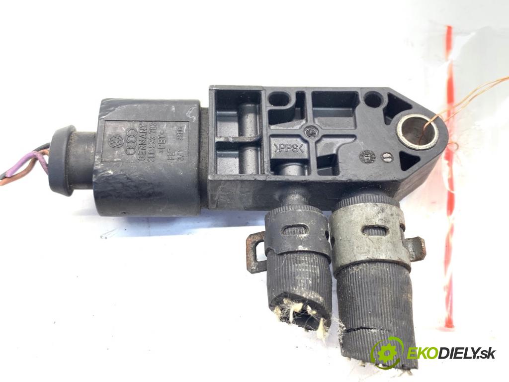 VW GOLF PLUS V liftback 2008 77 kW 1.9 TDI 1896 snímač tlaku spalín DPF 076906051A