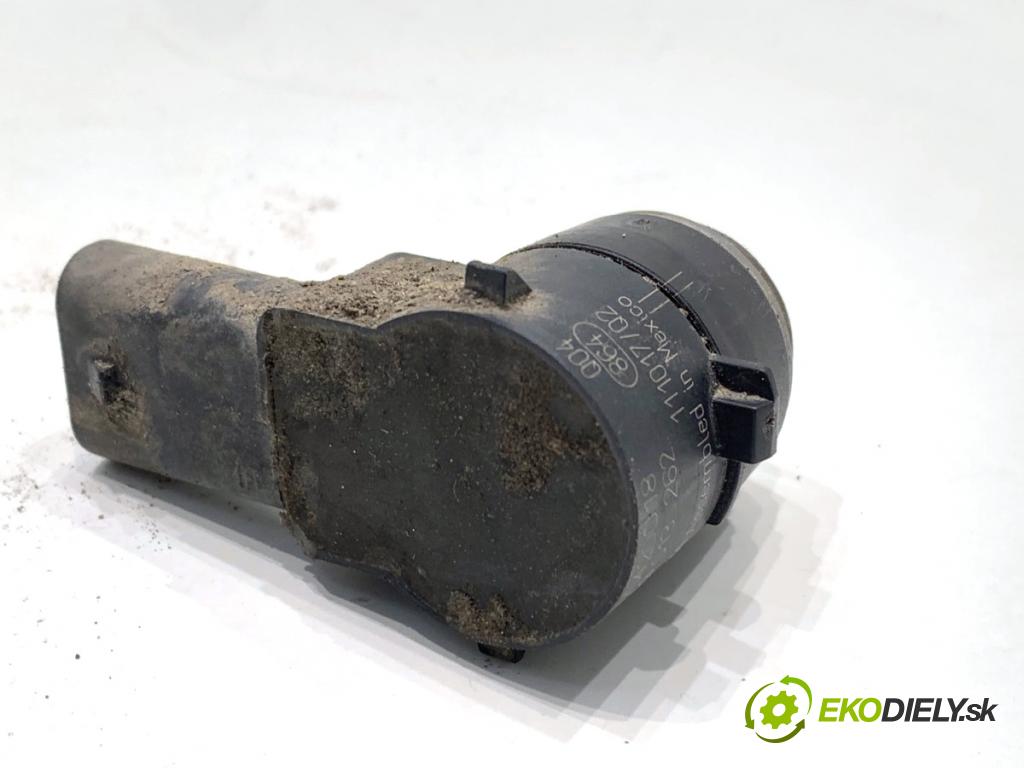 MERCEDES-BENZ W166 SUV 2013 190 kW ML 350 BlueTEC 4-matic (166.024) 2987 Snímač PDC A2125420018