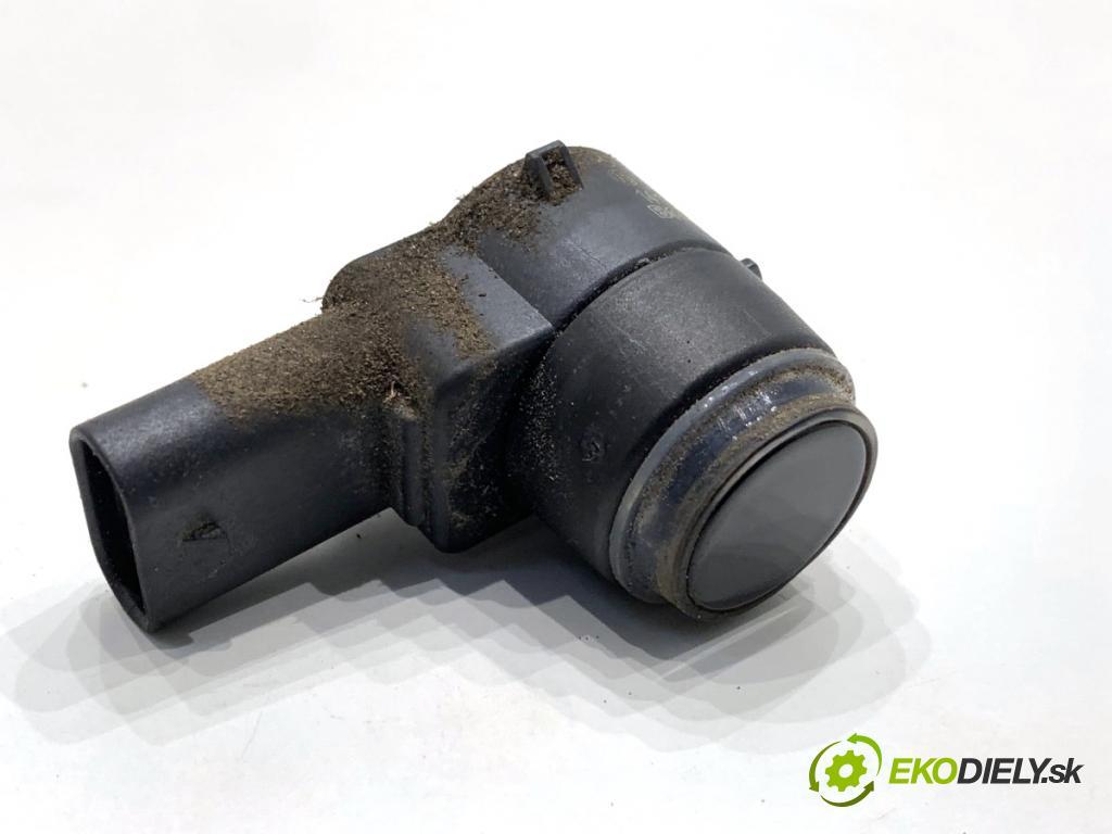 MERCEDES-BENZ W166 SUV 2013 190 kW ML 350 BlueTEC 4-matic (166.024) 2987 snímač PDC A2125420018