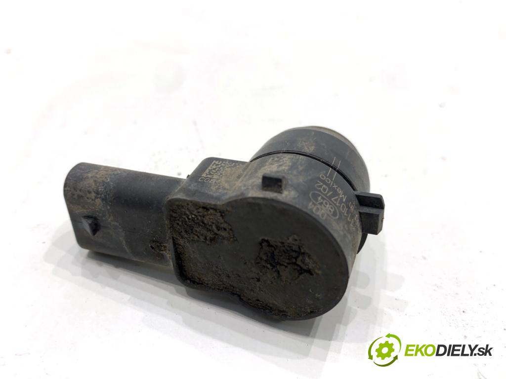 MERCEDES-BENZ W166 SUV 2013 190 kW ML 350 BlueTEC 4-matic (166.024) 2987 Snímač PDC A2125420018