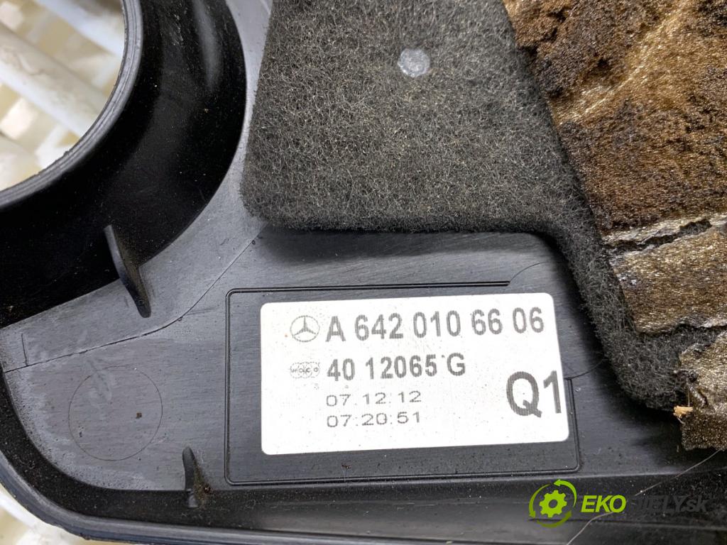 MERCEDES-BENZ W166 SUV 2013 190 kW ML 350 BlueTEC 4-matic (166.024) 2987 Kryt Motor A6420106606 (Kryt motora)