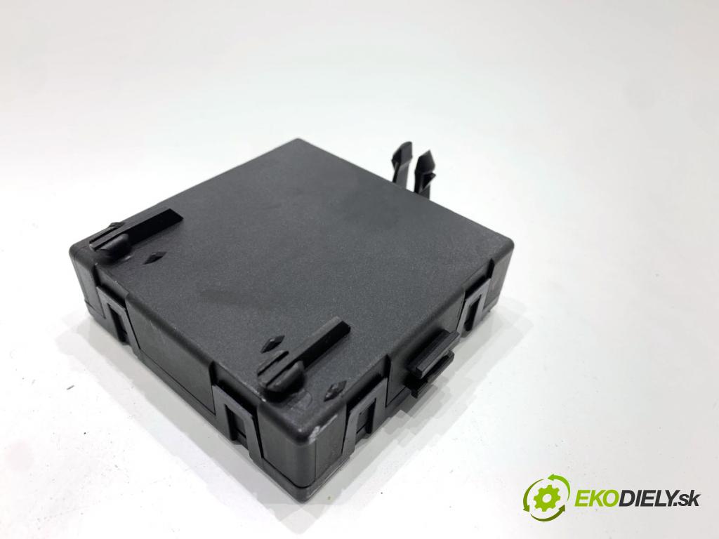 MERCEDES-BENZ W166 SUV 2013 190 kW ML 350 BlueTEC 4-matic (166.024) 2987 Modul Dvere zad pravy A1669006205