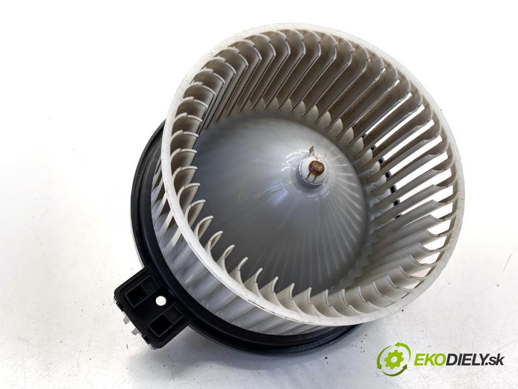 MAZDA 3 BM sedan 2016 88 kW 2.0 1998 topení 872700-1530