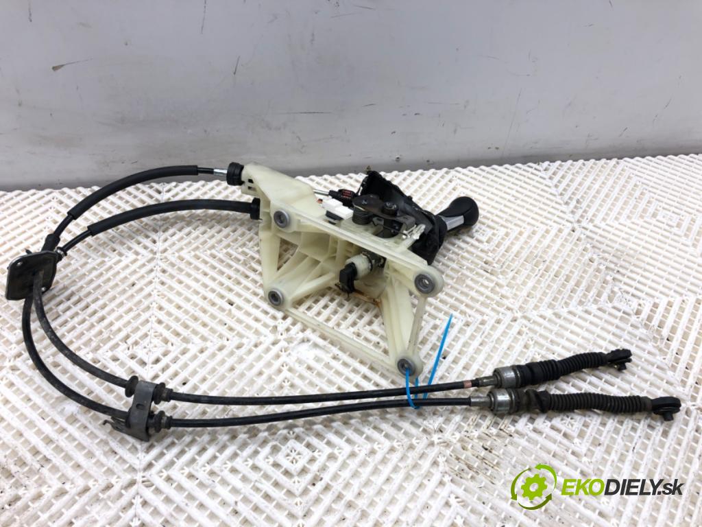 MAZDA 3 BM sedan 2016 88 kW 2.0 1998 kulisa BJS7-46-100 (Řadicí páka (kulisa) )