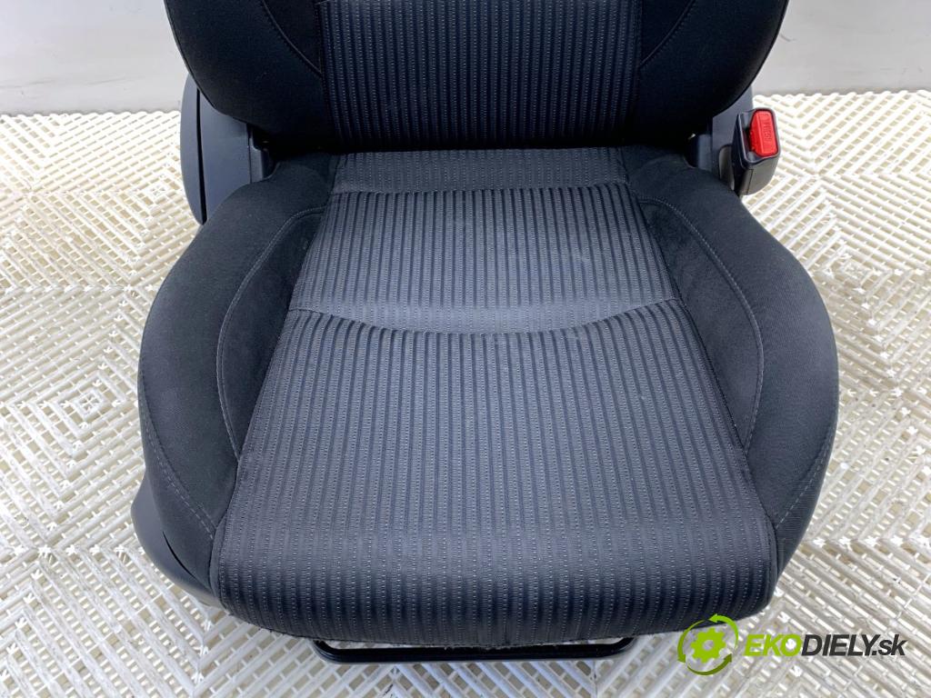 MAZDA 3 BM sedan 2016 88 kW 2.0 1998 Sedadlo pravy predný