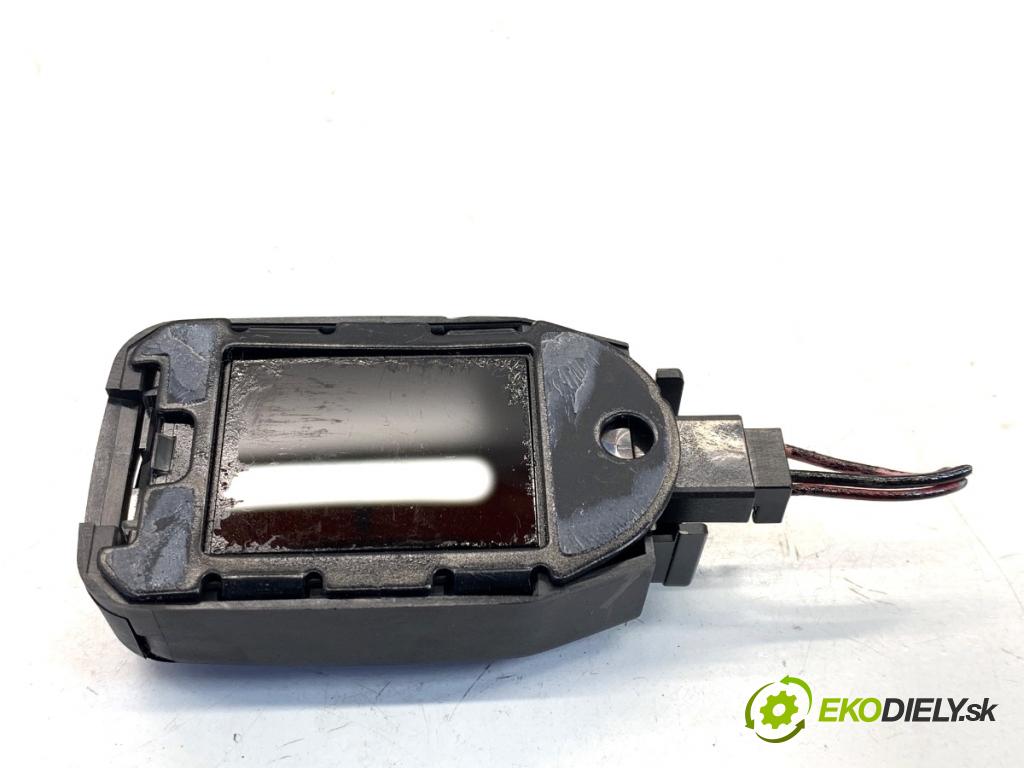 MAZDA 3 BM sedan 2016 88 kW 2.0 1998 Snímač dažďa  (Snímač dažďa)