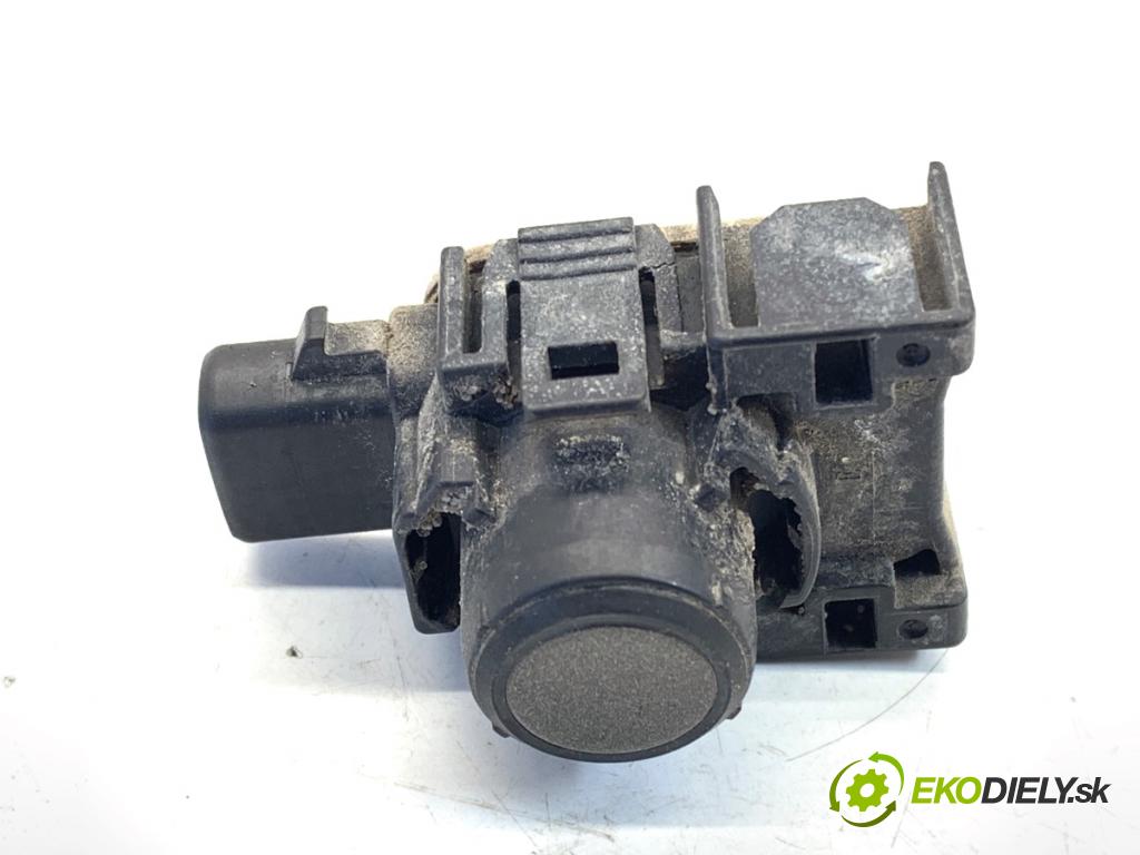 MAZDA 3 BM sedan 2016 88 kW 2.0 1998 Snímač PDC KD47-67UC1