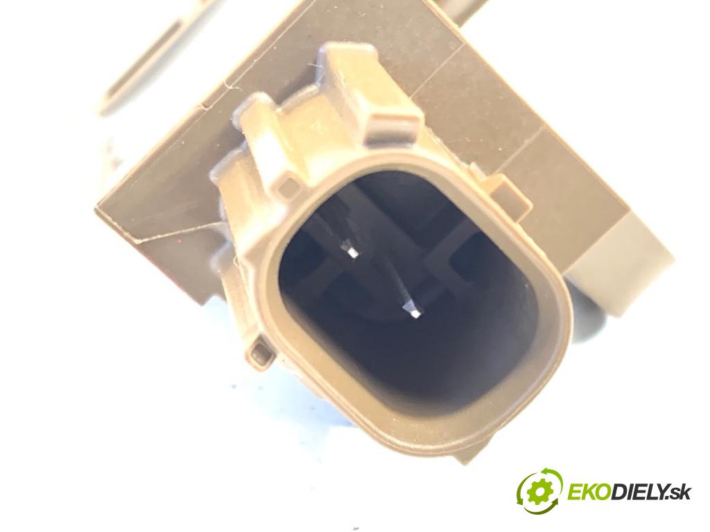 MAZDA 3 BM sedan 2016 88 kW 2.0 1998 Snímač nárazu KD45-57KC0B (Snímač nárazu)