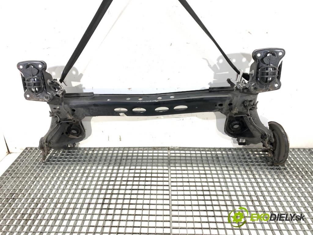 SKODA KAMIQ SUV 2024 85 kW 1.0 TSI 999 Výstuha zad 