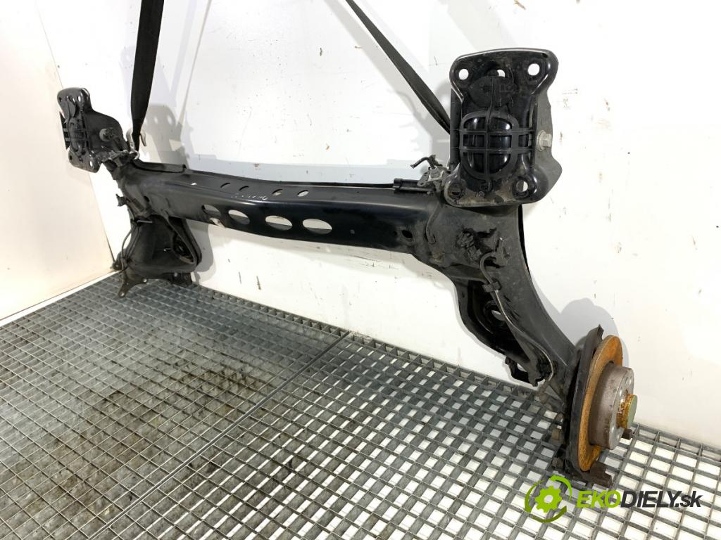 SKODA KAMIQ SUV 2024 85 kW 1.0 TSI 999 Výstuha zad