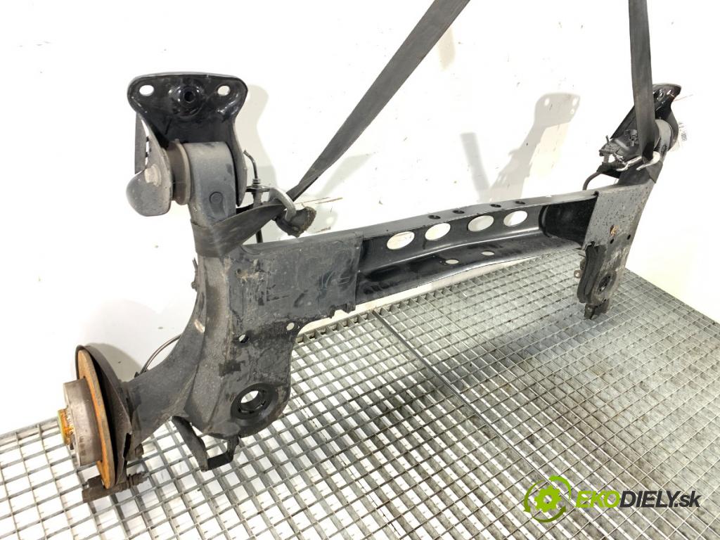 SKODA KAMIQ SUV 2024 85 kW 1.0 TSI 999 Výstuha zad