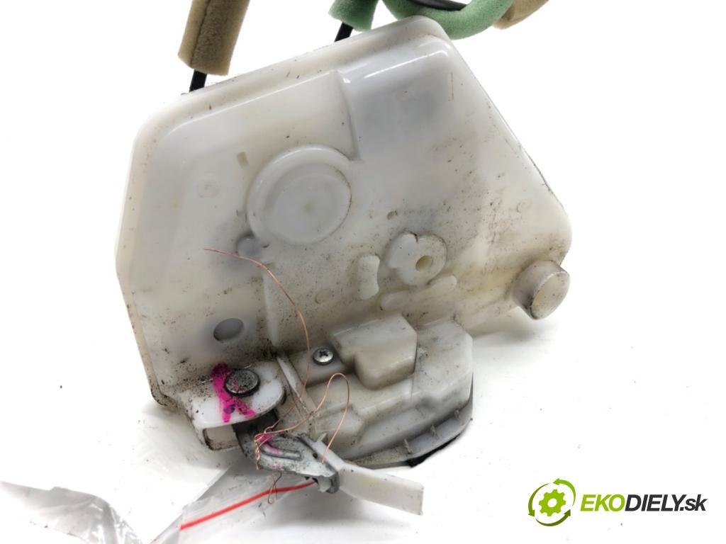 MAZDA 3 BM sedan 2016 88 kW 2.0 1998 zámok dveře levý přední část