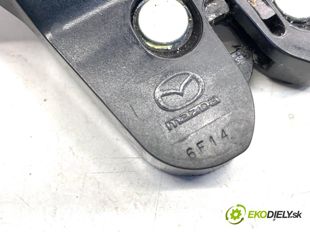 MAZDA 3 BM sedan 2016 88 kW 2.0 1998 zámok dveří zadní část
