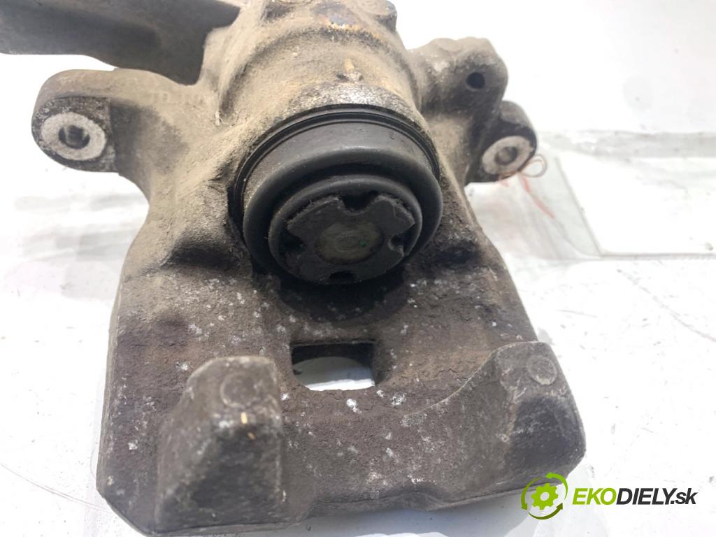 MAZDA 3 BM sedan 2016 88 kW 2.0 1998 brzdič třmen pravý zadní část