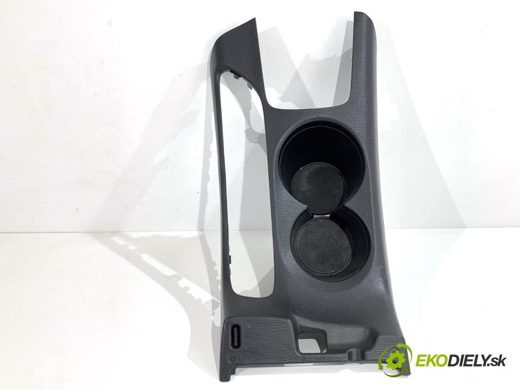 MAZDA 3 BM sedan 2016 88 kW 2.0 1998 Držiak na nápoje BJS7-64431 (Držiak (úchyt) na nápoje)