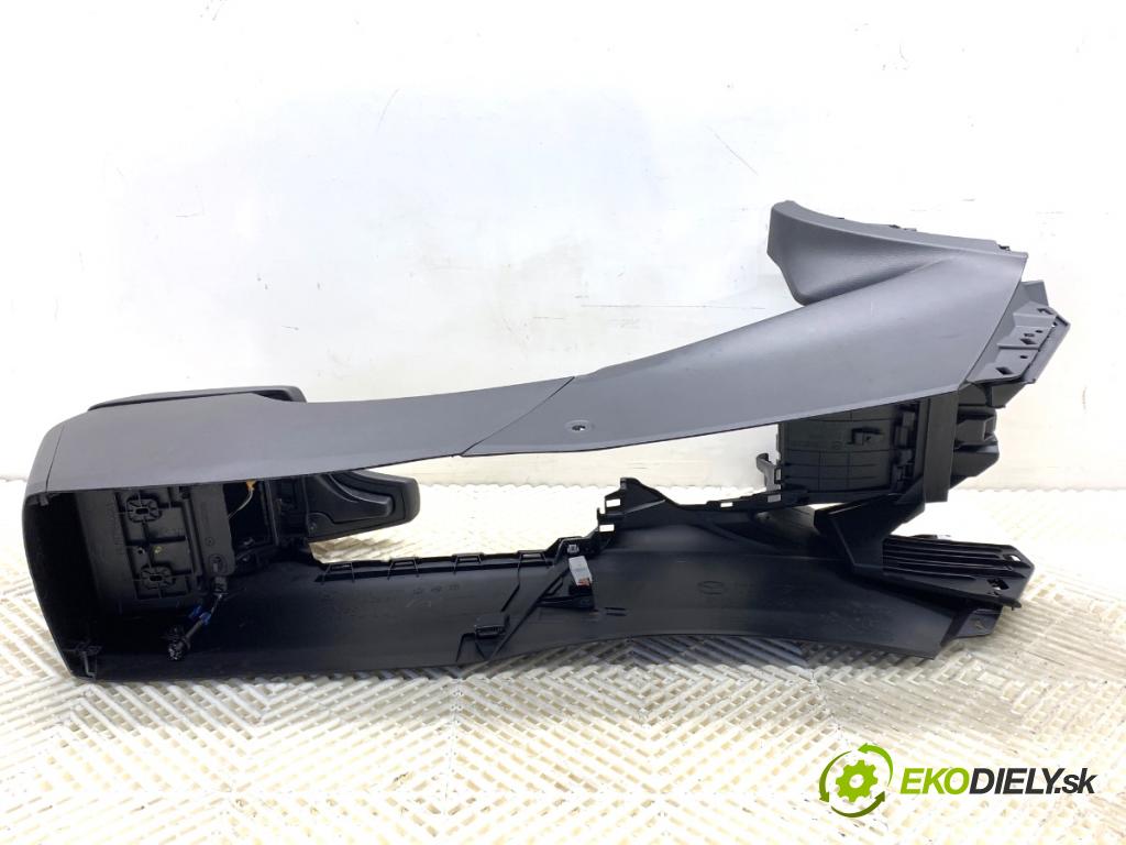 MAZDA 3 BM sedan 2016 88 kW 2.0 1998 Tunel stredový opierka