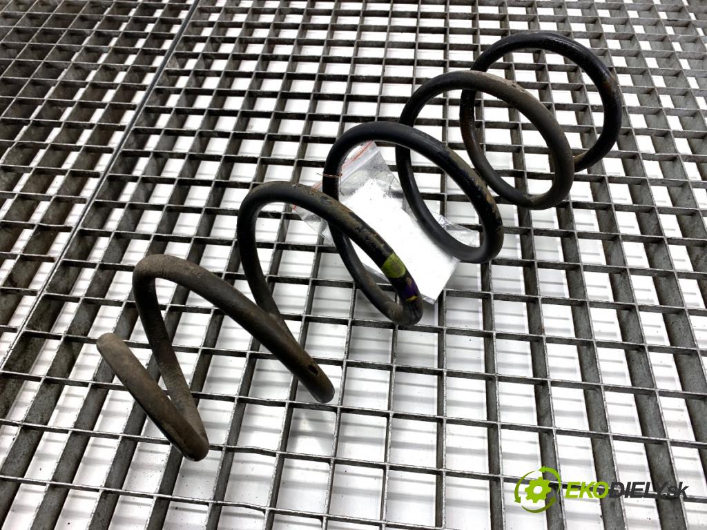 MAZDA 3 BM sedan 2016 88 kW 2.0 1998 pružina zadní část  (Klika dveří ostatní)