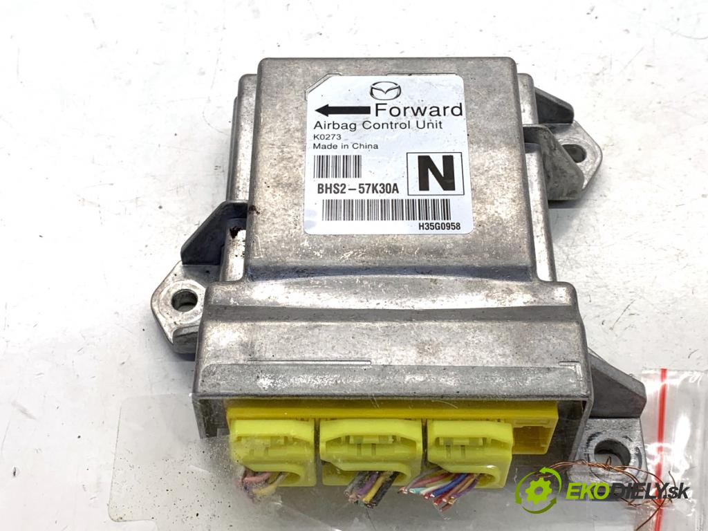 MAZDA 3 BM sedan 2016 88 kW 2.0 1998 senzor airbag BHS2-57K30A (Snímač)