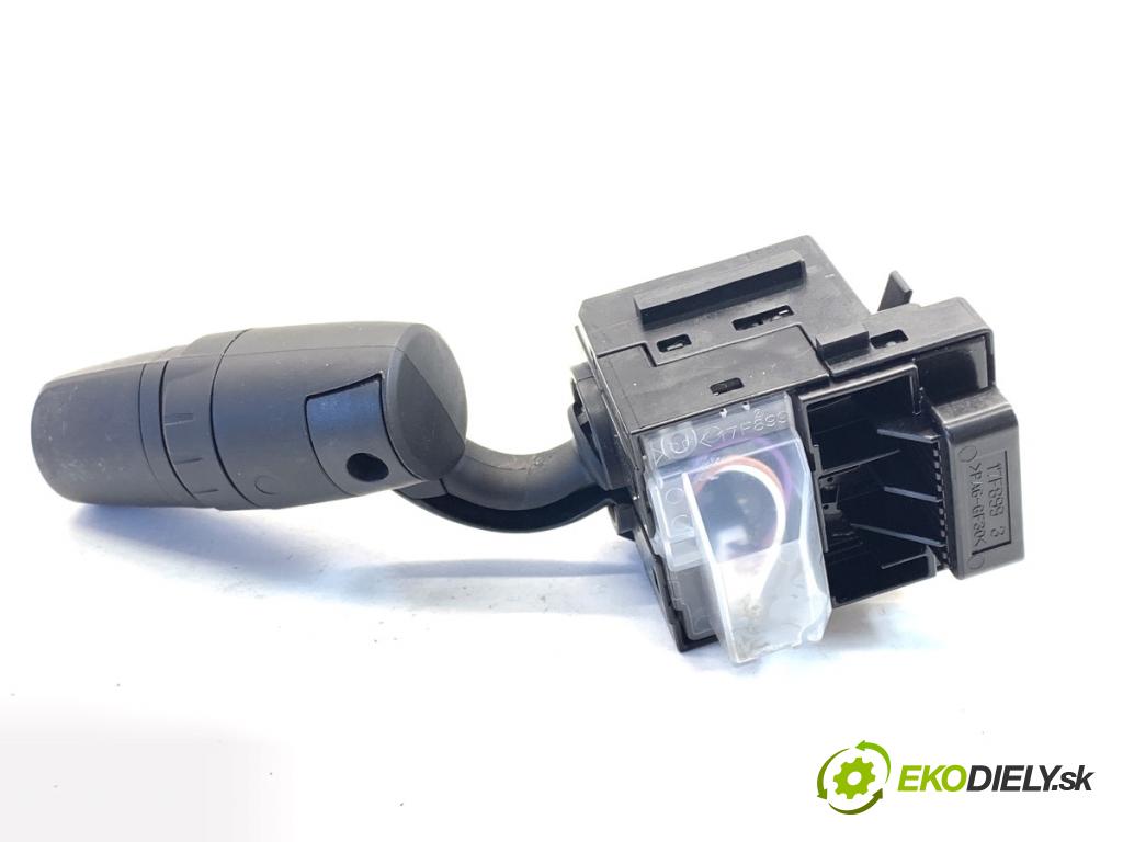 MAZDA 3 BM sedan 2016 88 kW 2.0 1998 Prepínač stieračov 17F8993 (Prepínacie páčky pod volantom)