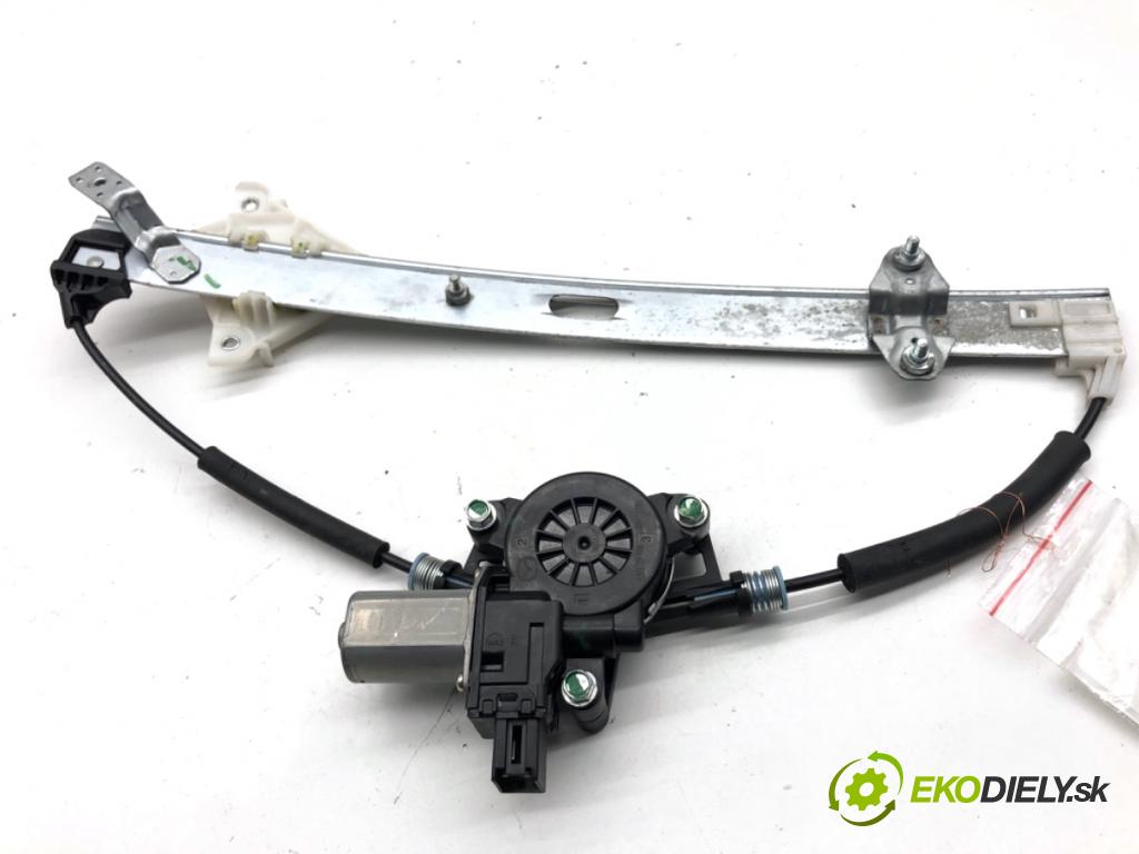 MAZDA 3 BM sedan 2016 88 kW 2.0 1998 mechanismus okna pravý přední část BHN95858X