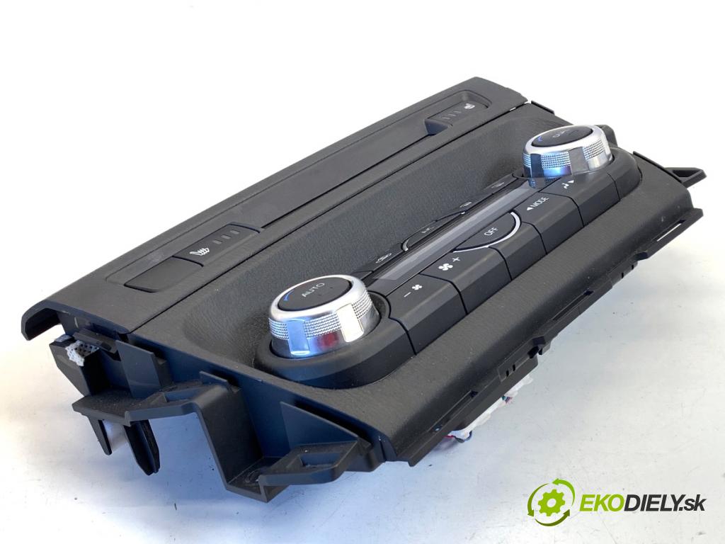 MAZDA 3 BM sedan 2016 88 kW 2.0 1998 Panel ovládania kúrenia  (Prepínacie páčky pod volantom)