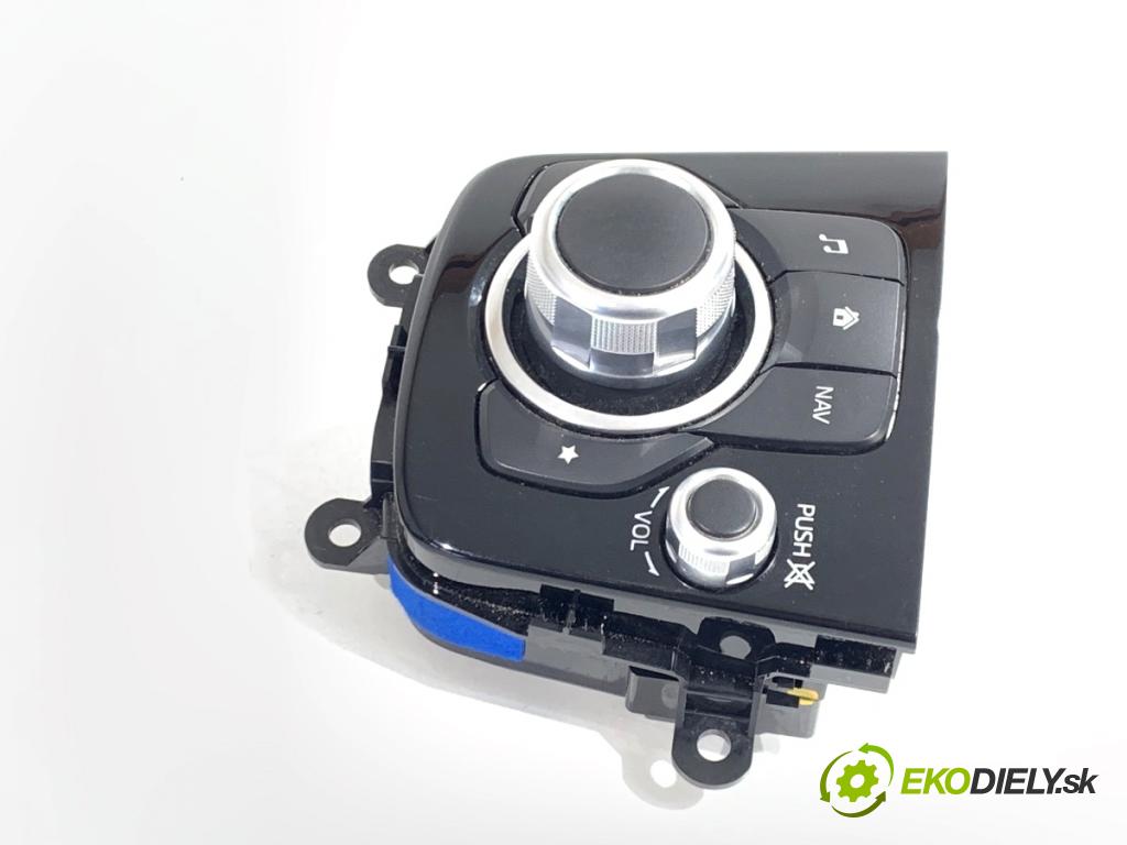 MAZDA 3 BM sedan 2016 88 kW 2.0 1998 Panel ovládaní navigace BHN166CM0C