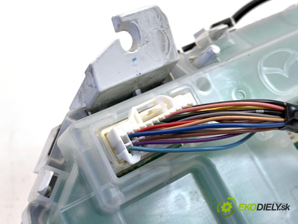 MAZDA 3 BM sedan 2016 88 kW 2.0 1998 Prístrojovka BPP3C (Prístrojová doska)