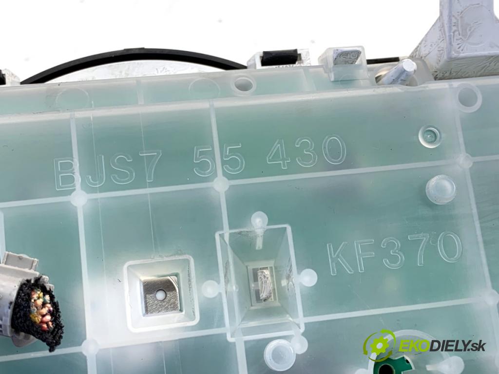 MAZDA 3 BM sedan 2016 88 kW 2.0 1998 Prístrojovka BPP3C (Prístrojová doska)