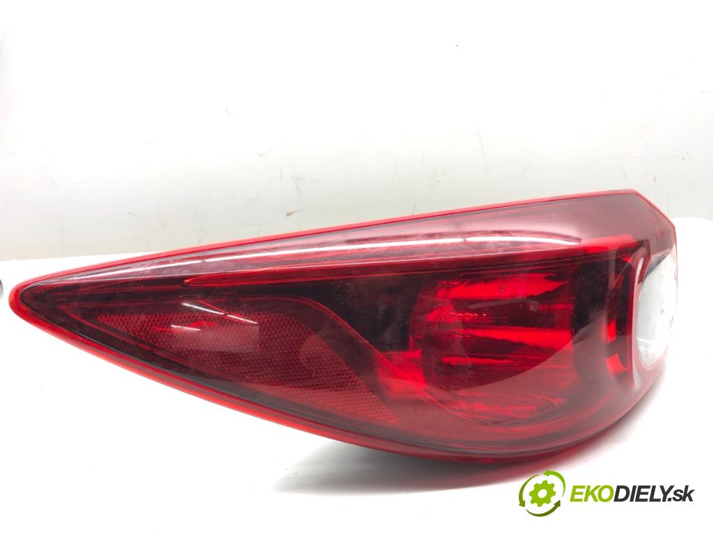 MAZDA 3 BM sedan 2016 88 kW 2.0 1998 Svetlo ľavy zad