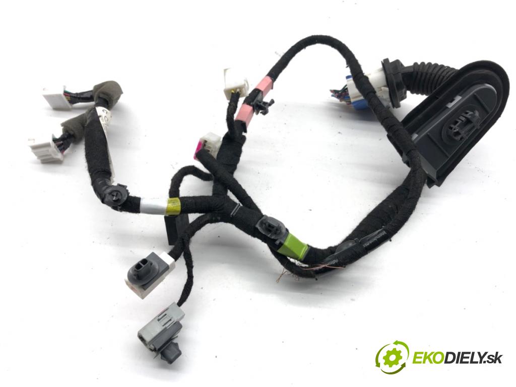 MAZDA 3 BM sedan 2016 88 kW 2.0 1998 Káblovačka Dvere predný ľavy