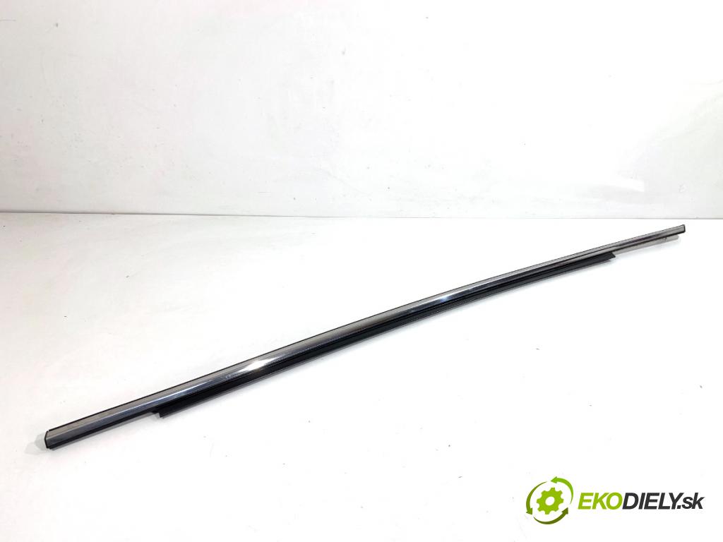 MAZDA 3 BM sedan 2016 88 kW 2.0 1998 lišta Sbírání: přední část levý 