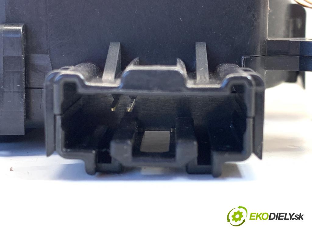 MAZDA 3 BM sedan 2016 88 kW 2.0 1998 motor topení