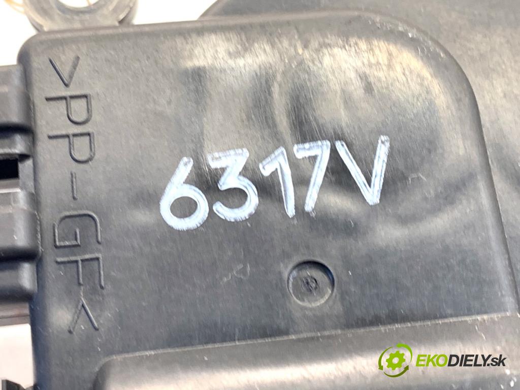 MAZDA 3 BM sedan 2016 88 kW 2.0 1998 Motor kúrenia