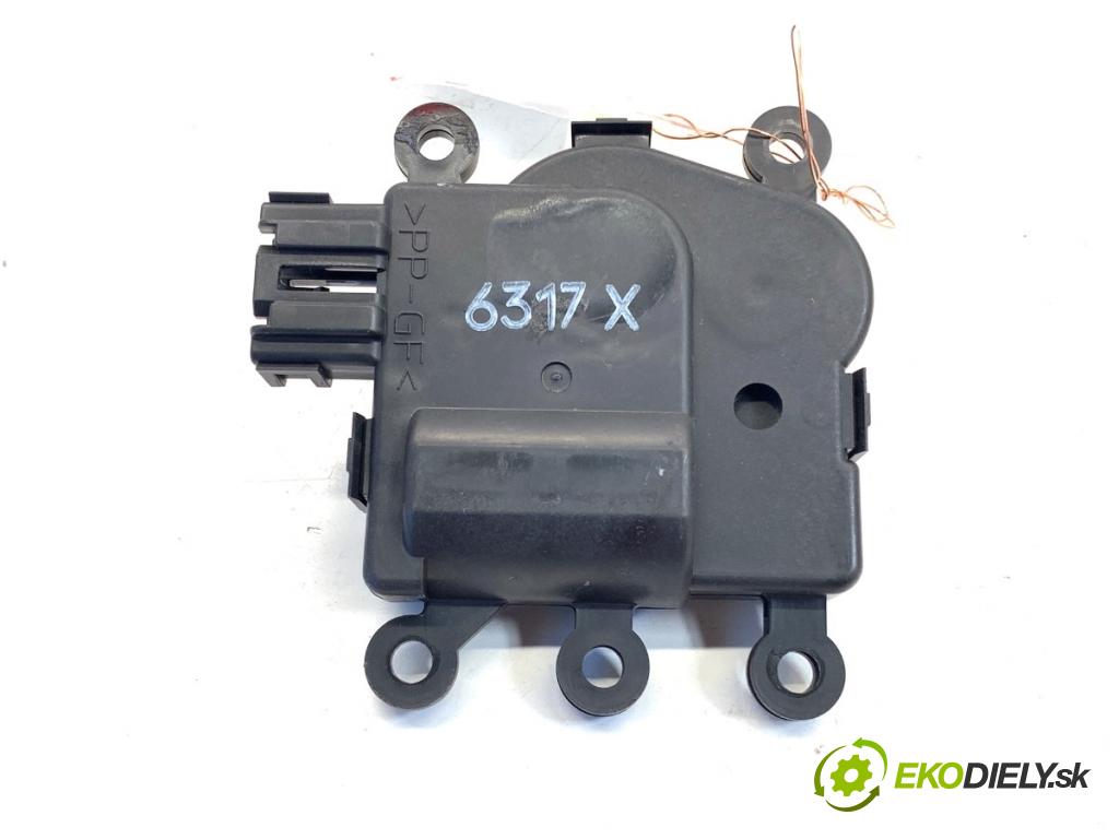 MAZDA 3 BM sedan 2016 88 kW 2.0 1998 Motor kúrenia 