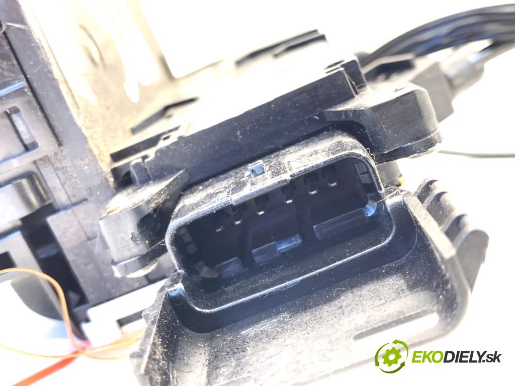 CITROEN C4 PICASSO I nadwozie wielkoprzestrzenne (MPV) 2007 80 kW 1.6 HDi 1560 zámok Dvere pravy predný 24099816