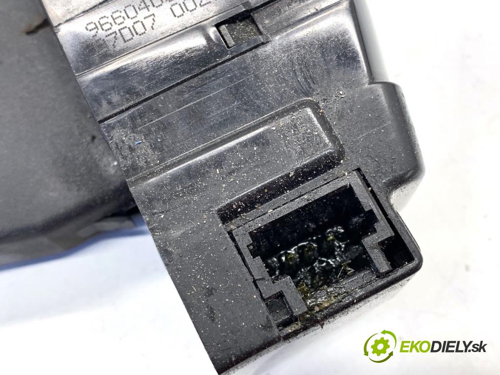 CITROEN C4 PICASSO I nadwozie wielkoprzestrzenne (MPV) 2007 80 kW 1.6 HDi 1560 zámok dverí zad 9660403980