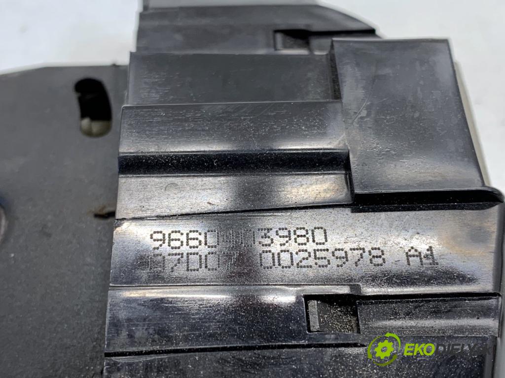 CITROEN C4 PICASSO I nadwozie wielkoprzestrzenne (MPV) 2007 80 kW 1.6 HDi 1560 zámok dverí zad 9660403980